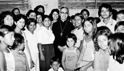 san_romero_canonizacion_oscar_arnulfo_romero_papa_el_salvador_pobres