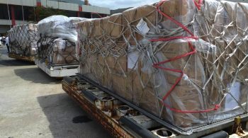Arribaron-al-país-71-toneladas-de-medicinas-y-material-médico-quirúrgico-desde-China-1